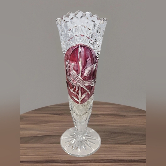 hofbauer byrdes crystal vase 1970's Intricate Bird Patterns Cut Into Glass - Picture 1 of 13